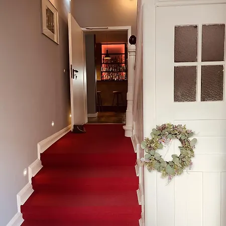 Und Location Cham 3*