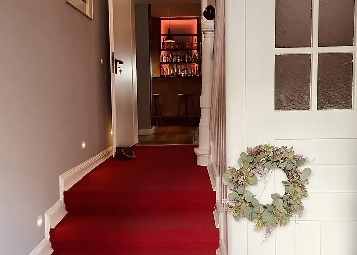 Und Location Cham 3*